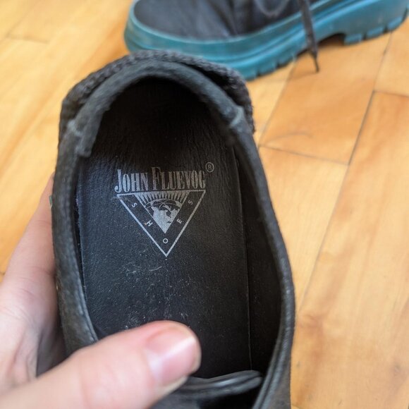 John Fleuvog sneakers - Picture 3 of 4